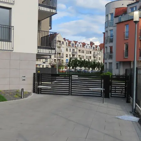 El - Polaris Апартаменти *